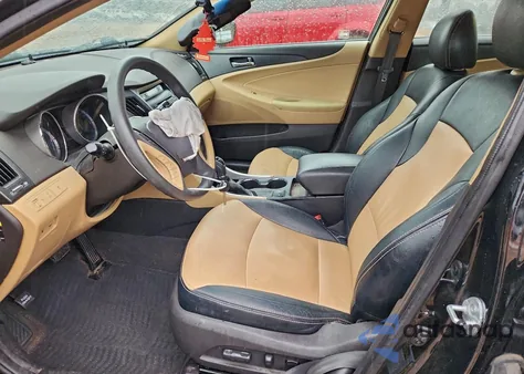 2013 Hyundai Sonata Gls z USA, uszkodzony, nr VIN 5NPEB4AC7DH810282